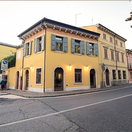 Giohouse4 Apartment Valeggio sul Mincio Exteriör bild