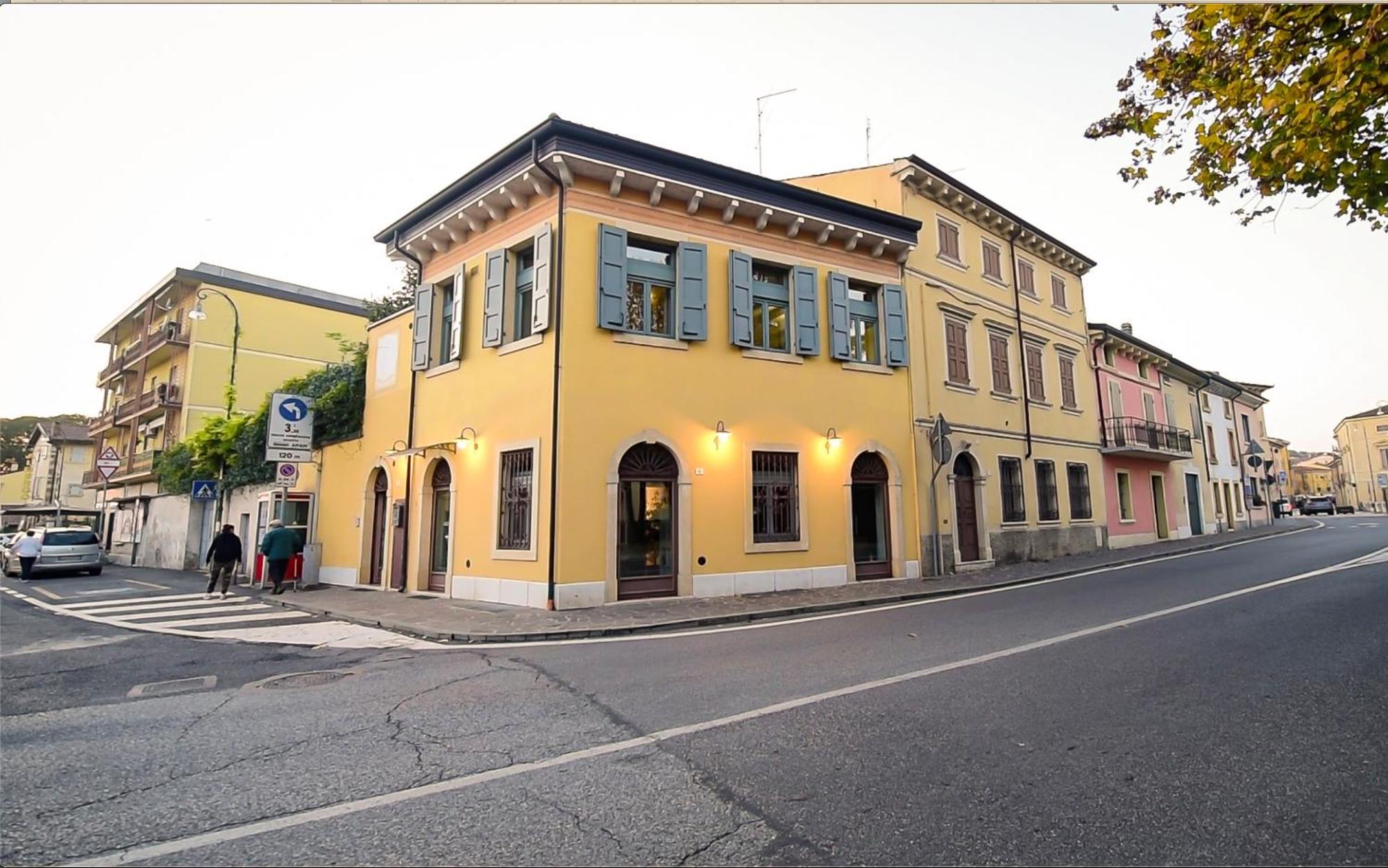 Giohouse4 Apartment Valeggio sul Mincio Exteriör bild